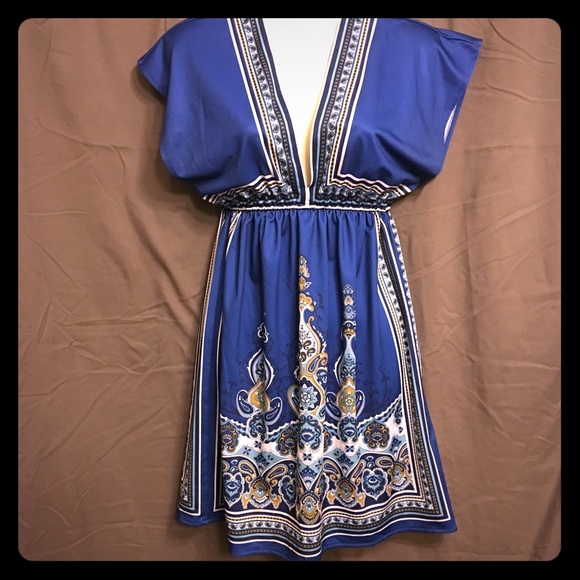 REDUCED! Gorgeous Twenty One Dress - Picture 2 of 5